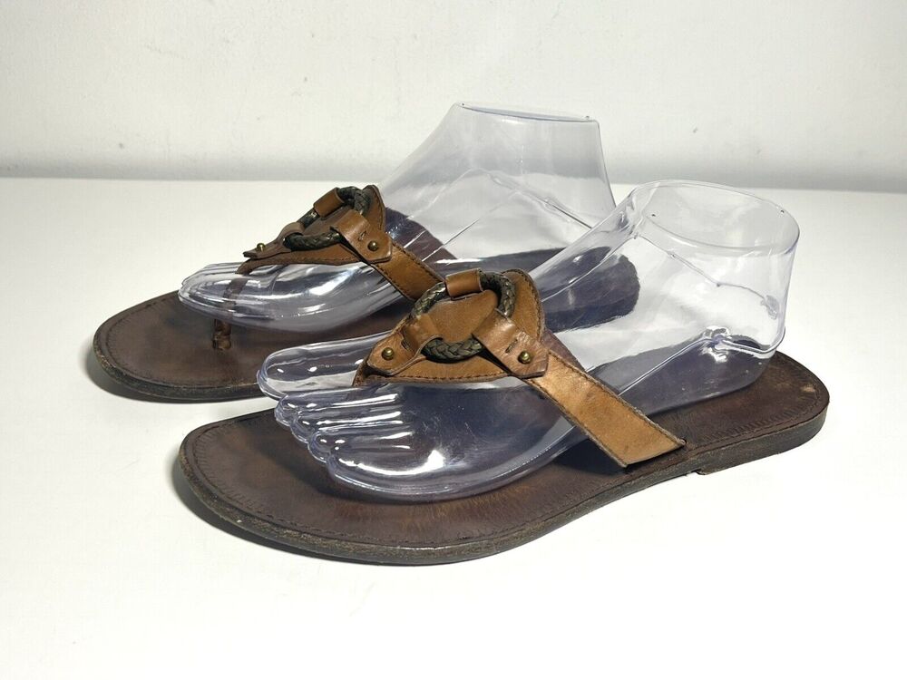 Bottega Veneta Women's EUC Brown Leather Ring Detail Thong Sandal Shoe 39.5 9.5